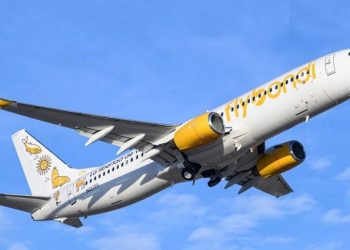 Flybondi reanudó sus vuelos y apuntó contra la gestión anterior por presuntas irregularidades administrativas