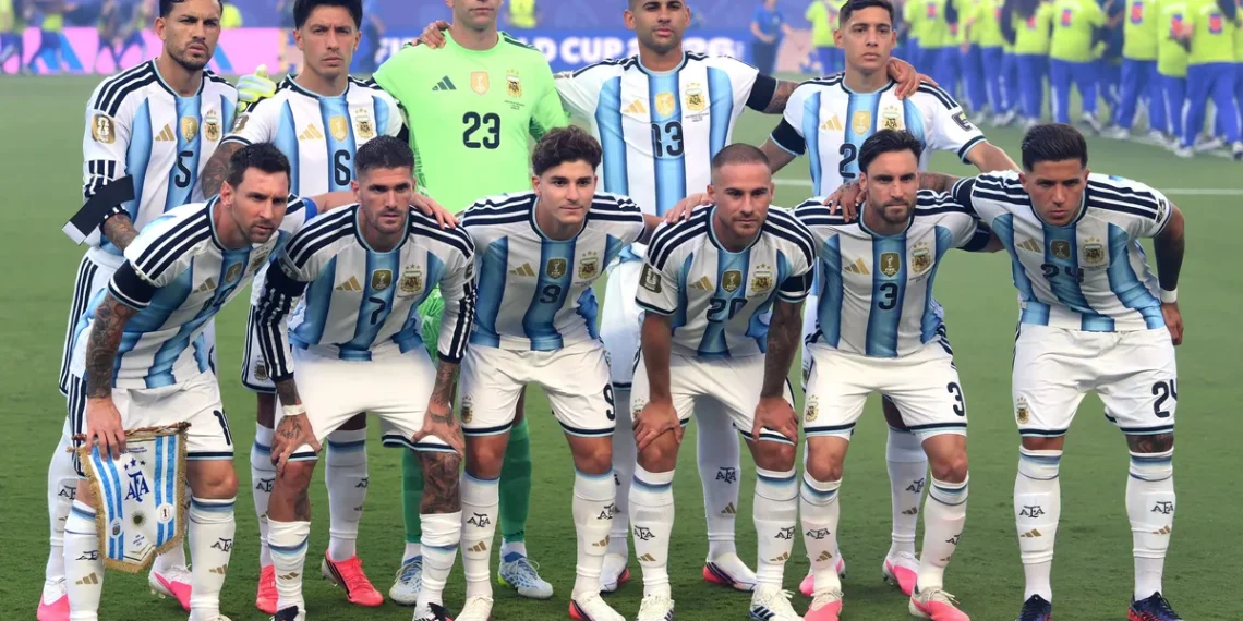 Con indumentaria confirmada: así vestirá la Selección Argentina en la gran final ante España