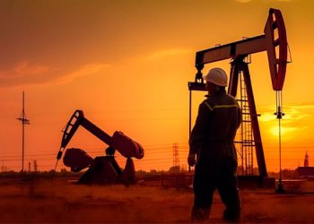 Mercado energético en llamas: el petróleo se acerca a los US$ 95 por la ruptura de la tregua entre EE.UU. e Irán