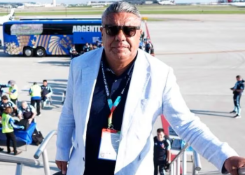 Claudio «Chiqui» Tapia llegó a San Juan en una visita sorpresa