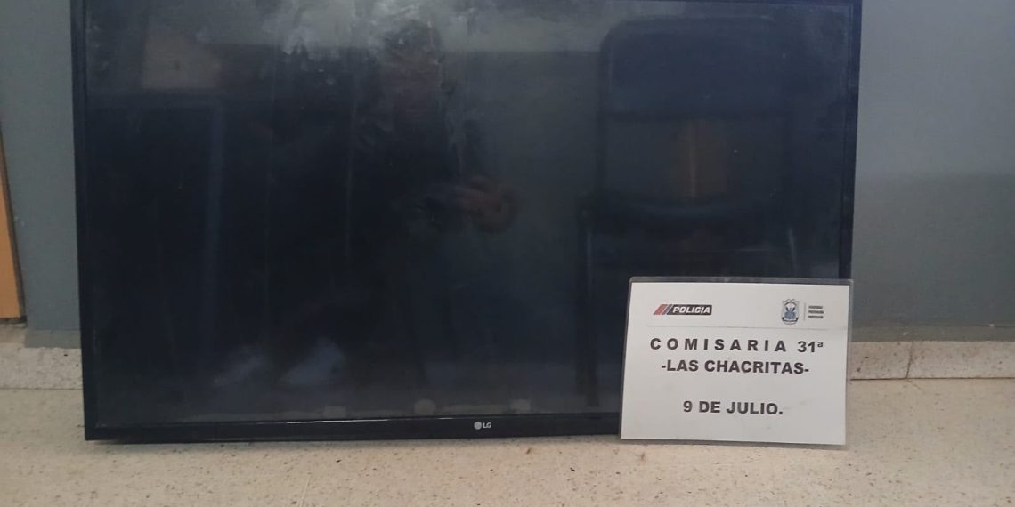 Inseguridad en 9 de Julio: robaron en una vivienda, causaron destrozos y la Policía recuperó un televisor entre la maleza