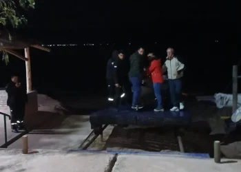 Alerta en las coloradas: Rescataron por agua a dos turistas perdidos cerca del Cerro Tres Marías