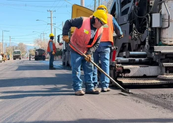 Obras en Chimbas: avanza a buen ritmo la repavimentación de la avenida Benavídez