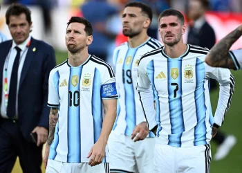 La Scaloneta vuelve a casa tras el Mundial: Messi y De Paul se quedan en Estados Unidos