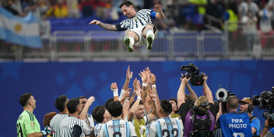 ¡ESTAMOS VIVOS! Épica remontada de Argentina ante Egipto para clasificar a cuartos