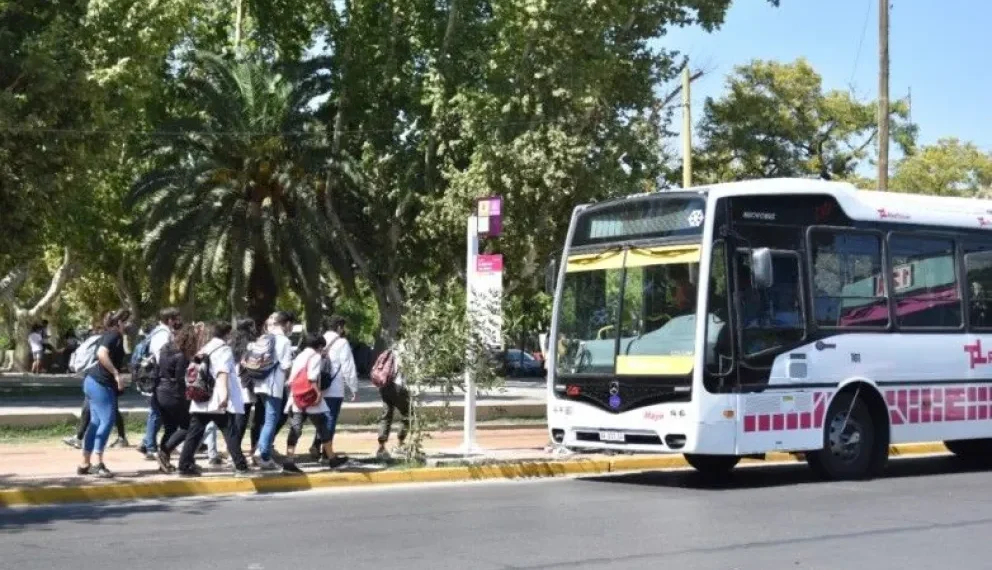 Atención usuarios: cambian los horarios de la Red Tulum por el receso invernal en San Juan