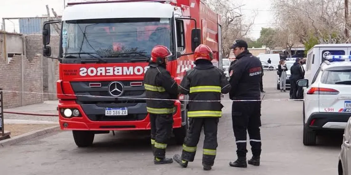 Bomberos evitaron que un incendio destruyera una vivienda en Concepción