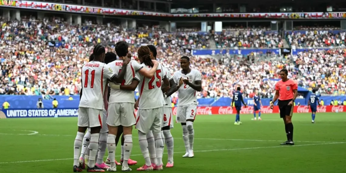 Inglaterra se quedó con el bronce en un partido épico ante Francia