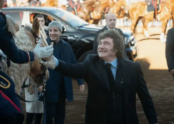 Javier Milei acusó a Brasil de financiar una «campaña antiargentina» y se escala la tensión diplomática