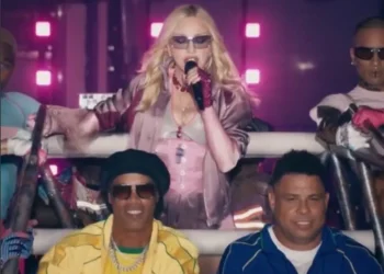 Show histórico en el medio tiempo: Madonna sorprendió junto a Ronaldo y Ronaldinho en la final del Mundial