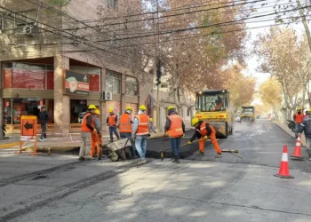 Obras en Capital: habrá cortes de tránsito sobre Avenida Rioja por los trabajos del Plan 50 Cuadras
