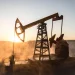 El petróleo se dispara y roza los US$100 por el aumento de tensiones en Medio Oriente