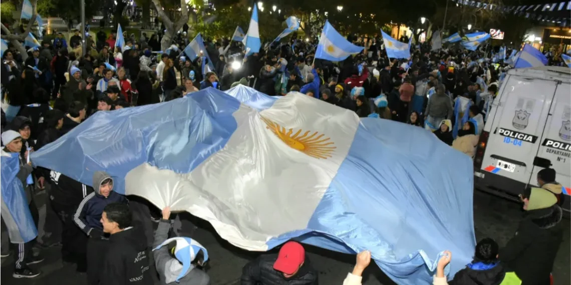 Operativos de la Policía de San Juan tras el triunfo de la Selección