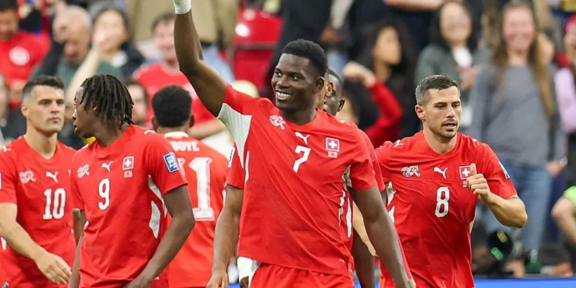Suiza avanza a octavos tras vencer a Argelia