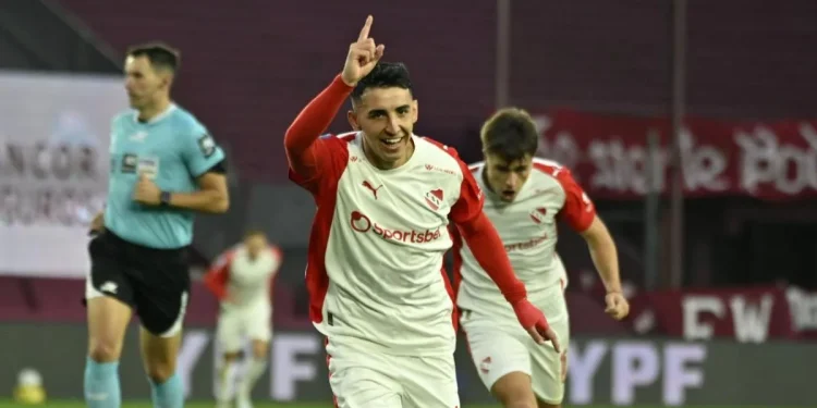 Respiro y podio para el Rojo: Independiente superó 3-1 a Lanús y quedó tercero en la Zona A