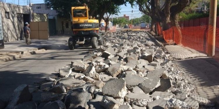 Atención automovilistas: la Capital aplica cortes de calles por obras en cuatro tramos céntricos