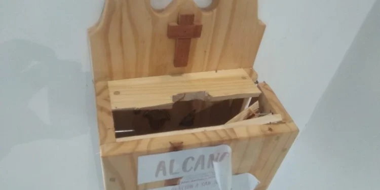Profanación y robo en Jáchal: delincuentes rompieron una ventana del Santuario San José y destrozaron la alcancía con una cruz para llevarse las limosnas