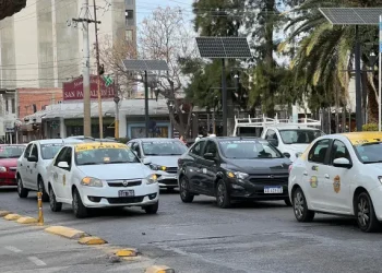 Fallo clave en el transporte: la Justicia sanjuanina aceptó un amparo y frenó la nueva ley de movilidad