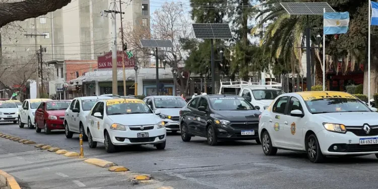 Fallo clave en el transporte: la Justicia sanjuanina aceptó un amparo y frenó la nueva ley de movilidad