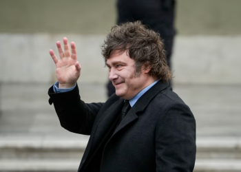 Javier Milei abrió el Congreso de la FIA y pidió por la F1: «Queremos ver a Franco Colapinto corriendo en la Argentina»
