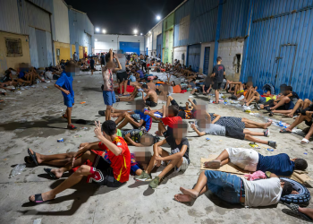 Ceuta no puede devolver a los miles de menores no acompañados como a los adultos: su presencia colapsa el sistema con solo 29 plazas disponibles