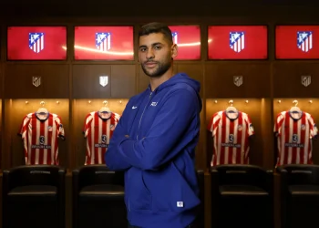 Atlético de Madrid presentó oficialmente a Cristian «Cuti» Romero como nuevo refuerzo