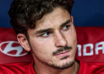 Puerta cerrada: la Junta Directiva del Atlético de Madrid ratificó el veto a negociar por Julián Álvarez con el Barcelona