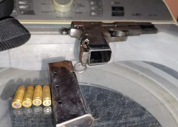 ​»Si se meten les pego un tiro»: cayó un joven armado tras una violenta disputa vecinal en Rawson
