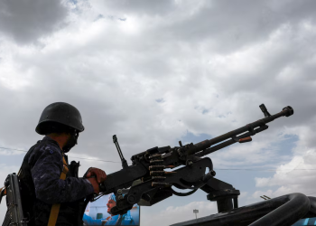 Medio Oriente sin paz: un brutal ataque de los rebeldes hutíes dejó 38 militares muertos en Yemen