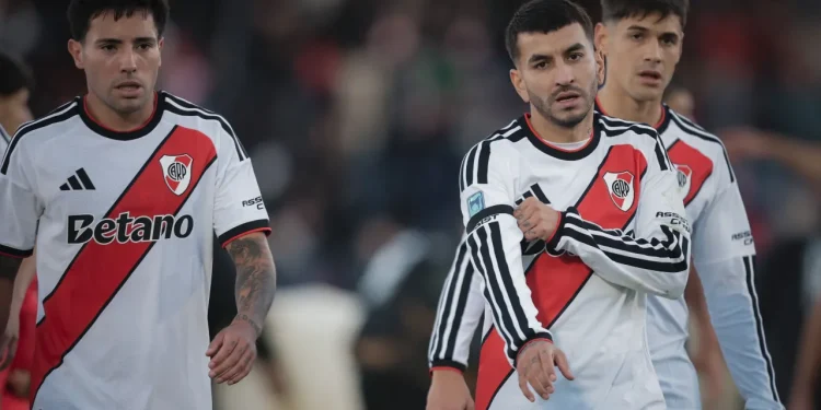 Tras el devastador terremoto en Colombia, la CONMEBOL suspendió el partido entre River e Independiente Santa Fe por Copa Sudamericana