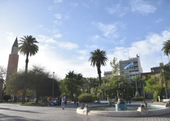 Martes templado y con cielo nublado en San Juan: la máxima alcanzará los 23°C