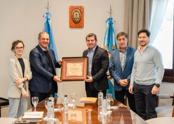 Marcelo Orrego recibió a las autoridades del Grupo Corven tras la inauguración de un nuevo parque solar en Calingasta