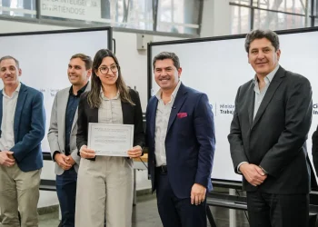 Impulso a la modernización productiva: el Gobierno de San Juan entregó $350 millones para la digitalización e Inteligencia Artificial en Pymes locales