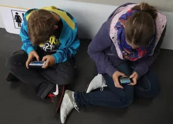 Adicciones digitales e impacto en la niñez: especialistas sanjuaninos advierten sobre los riesgos del uso temprano de pantallas