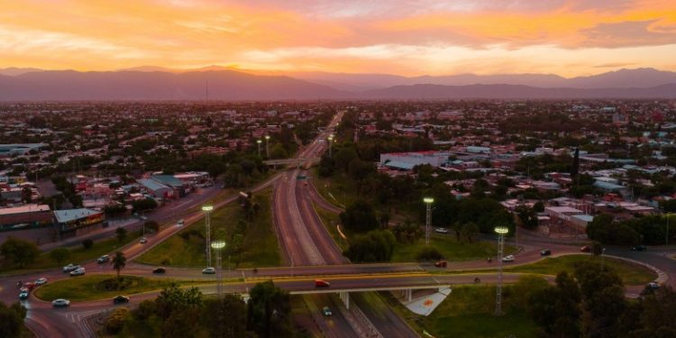 Obra clave en San Juan: comenzó la repavimentación de la Avenida Circunvalación y hay cortes y desvíos de tránsito