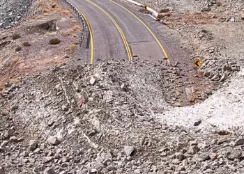 Urgente en la cordillera: un enorme derrumbe dejó intransitable el camino al Paso de Agua Negra en Chile