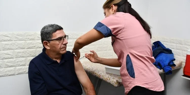 Vacunación contra el dengue en San Juan: Salud insiste en la importancia de completar la segunda dosis para lograr una protección efectiva