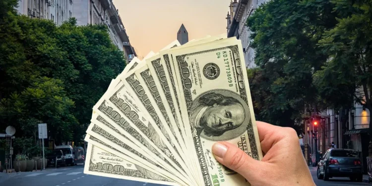 El dólar blue retrocedió por tercera vez en la semana en San Juan
