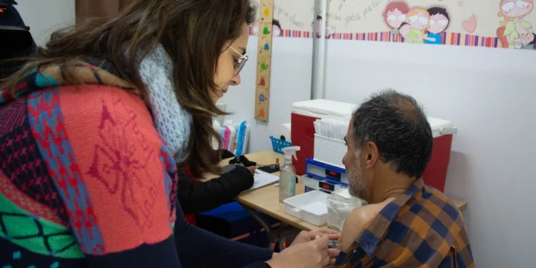 Exitosa campaña sanitaria: realizaron una jornada abierta de vacunación en la Facultad de Filosofía de la UNSJ