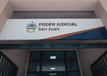 Se hacían pasar por empresarios y pagaban con cheques sin fondos: cayeron los 7 acusados de una megaestafa