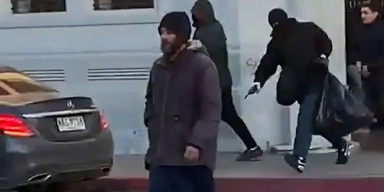 Golpe comando en Uruguay: asaltaron un banco en un minuto y protagonizaron una fuga de película