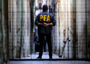 Escándalo en la Policía Federal: detuvieron a dos agentes por montar un falso allanamiento y robar más de $30 millones