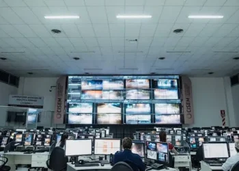 Seguridad pública: San Juan vuelve a licitar el sistema de comunicaciones policiales por más de 18 mil millones de pesos