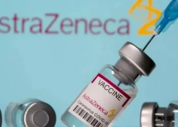 Un salteño demanda a AstraZeneca y al Estado Nacional por más de $191 millones tras denunciar secuelas de la vacuna COVID-19