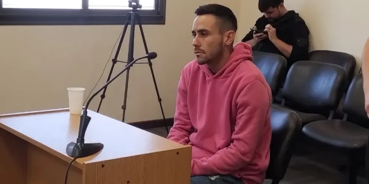 Quedó imputado el cantante Juan Cruz Rufino por la presunta estafa con la venta de un lote
