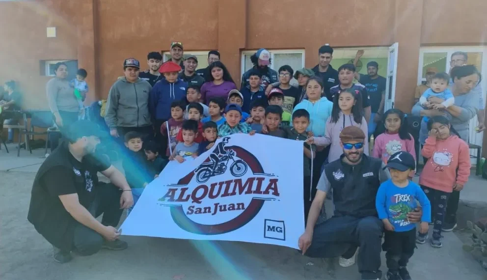 Motos, rock y solidaridad: organizan un recital en Rawson para juntar juguetes destinados a una escuela albergue de Jáchal