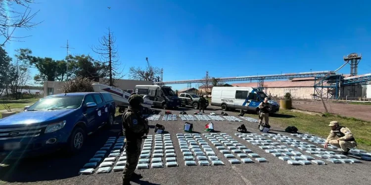 Golpe al narcotráfico: secuestraron casi 500 kilos de cocaína y detuvieron a cinco personas