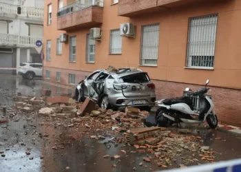 Un sismo de magnitud 5,2 sacudió el sur de España y provocó destrozos en Granada