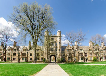 Giro histórico en la educación superior: una prestigiosa universidad de Estados Unidos eliminará las notas tradicionales para combatir el estrés estudiantil