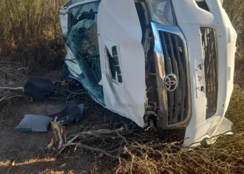 Milagro en Caucete: una familia mendocina volcó en su camioneta cerca del Control Bermejo